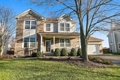 455 E Amberside Dr, Elgin, IL 60124 photo 3