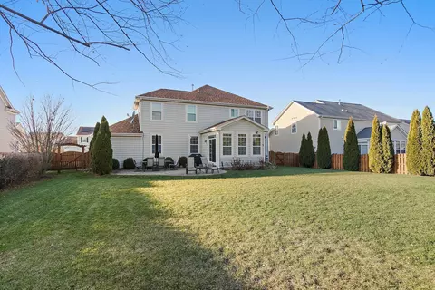 455 E Amberside Dr, Elgin, IL 60124 photo 34