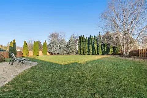 455 E Amberside Dr, Elgin, IL 60124 photo 33