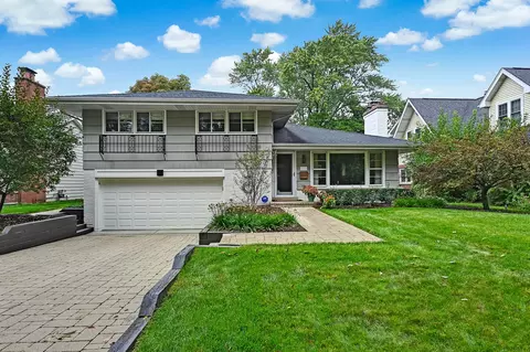 110 N Stough St, Hinsdale, IL 60521