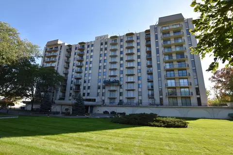 190 S Wood Dale Rd #1000, Wood Dale, IL 60191