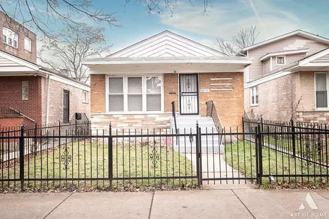 8006 S Ingleside Ave, Chicago, IL 60619