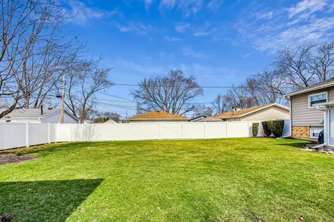 470 Audubon St, Hoffman Estates, IL 60169 photo 41