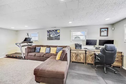470 Audubon St, Hoffman Estates, IL 60169 photo 22