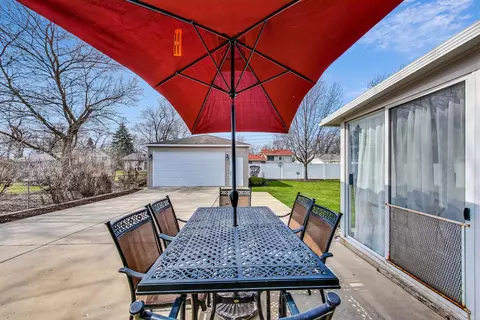 470 Audubon St, Hoffman Estates, IL 60169 photo 36
