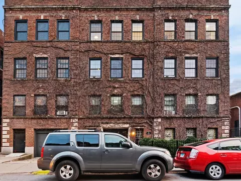 559 W Roscoe St #3W, Chicago, IL 60657