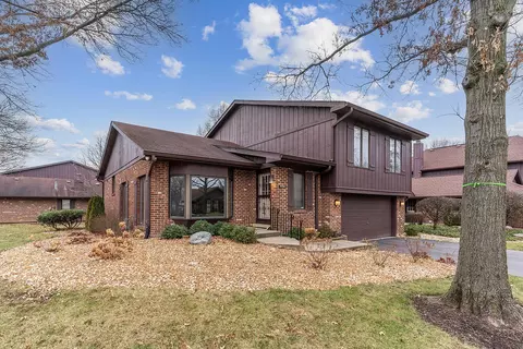 11760 S Brookside Dr, Palos Park, IL 60464