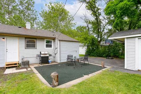 2710 Hawk Ln, Rolling Meadows, IL 60008 photo 18