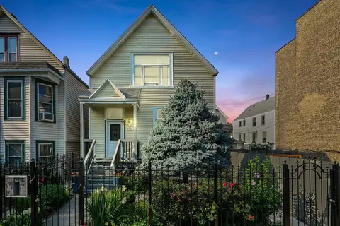 3728 W Mclean Ave, Chicago, IL 60647