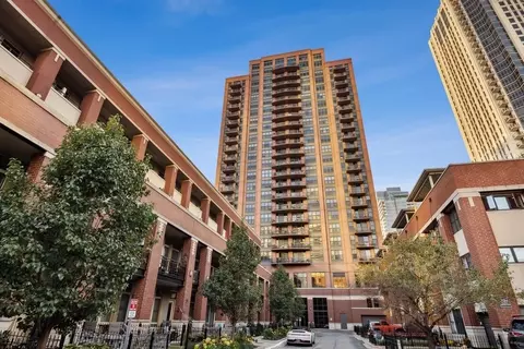 330 N Jefferson St #1401, Chicago, IL 60661