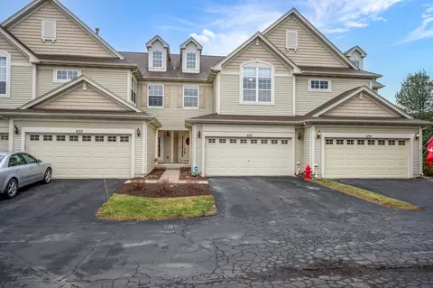 637 Buckboard Ln, Sycamore, IL 60178
