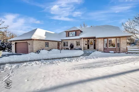 5922 Plymouth St, Downers Grove, IL 60516