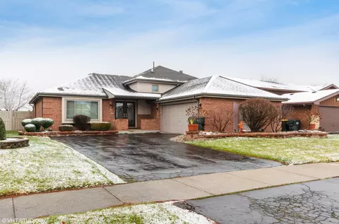 20128 Juniper Ave, Lynwood, IL 60411