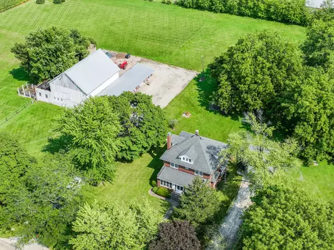6176 E Sandwich Rd, Big Rock, IL 60511
