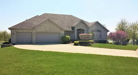 22595 Autumn Dr, Frankfort, IL 60423