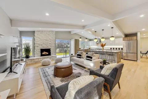 1001 Rolling Pass, Glenview, IL 60025 photo 13
