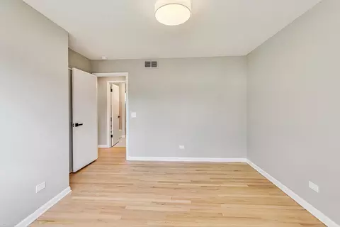 1001 Rolling Pass, Glenview, IL 60025 photo 34