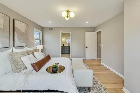 1001 Rolling Pass, Glenview, IL 60025 photo 24