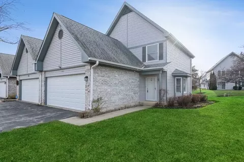 1556 Cedarwood Ct, Gurnee, IL 60031