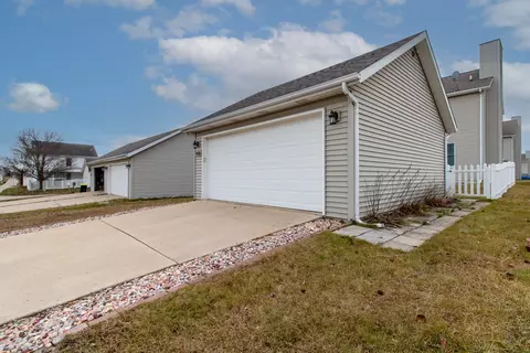 1408 Whitefield St, Normal, IL 61761 photo 41