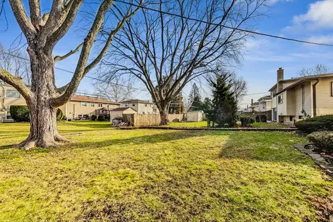 569 N 7th Ave, Des Plaines, IL 60016 photo 25