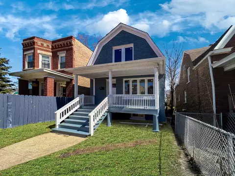 1055 N Drake Ave, Chicago, IL 60651