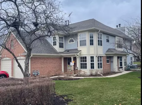 2817 Effingham Ct, Schaumburg, IL 60193