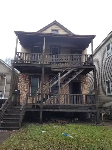 10036 S Avenue M Ave, Chicago, IL 60617