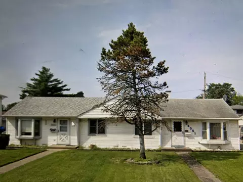 4561 W 89th St, Hometown, IL 60456