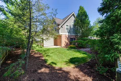 1408 Windcrest Rd, Deerfield, IL 60015 photo 36