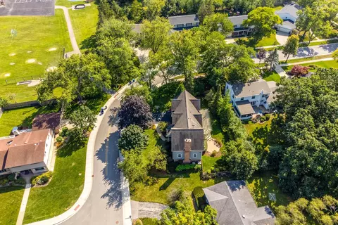 1408 Windcrest Rd, Deerfield, IL 60015 photo 40