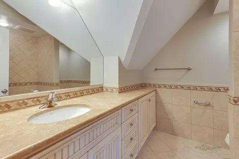 1408 Windcrest Rd, Deerfield, IL 60015 photo 25