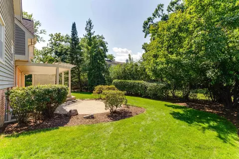 1408 Windcrest Rd, Deerfield, IL 60015 photo 34