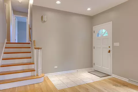1408 Windcrest Rd, Deerfield, IL 60015 photo 5