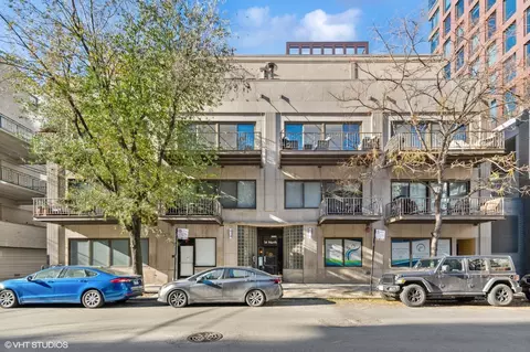 14 N Sangamon St #302, Chicago, IL 60607