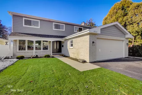 9724 Lawler Ave, Skokie, IL 60077