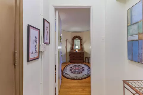2666 E 73rd St #8E, Chicago, IL 60649 photo 3