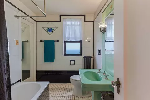 2666 E 73rd St #8E, Chicago, IL 60649 photo 26