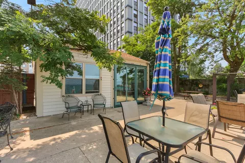 2666 E 73rd St #8E, Chicago, IL 60649 photo 32