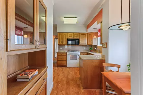 2666 E 73rd St #8E, Chicago, IL 60649 photo 15