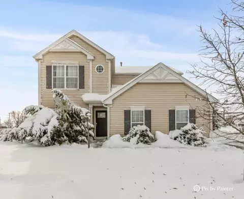 2039 Greenview Dr, Woodstock, IL 60098