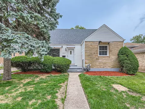 9807 Keeler Ave, Skokie, IL 60076