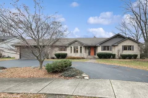 18607 Willow Ln, Lansing, IL 60438