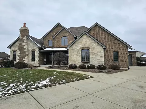 19819 Wilshire Ct, Mokena, IL 60448