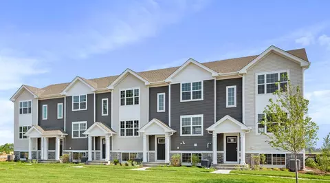 1504 Yosemite Way, Pingree Grove, IL 60140