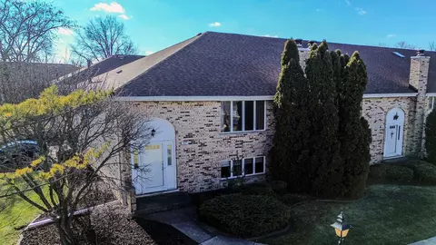 7221 W 153rd Pl, Orland Park, IL 60462