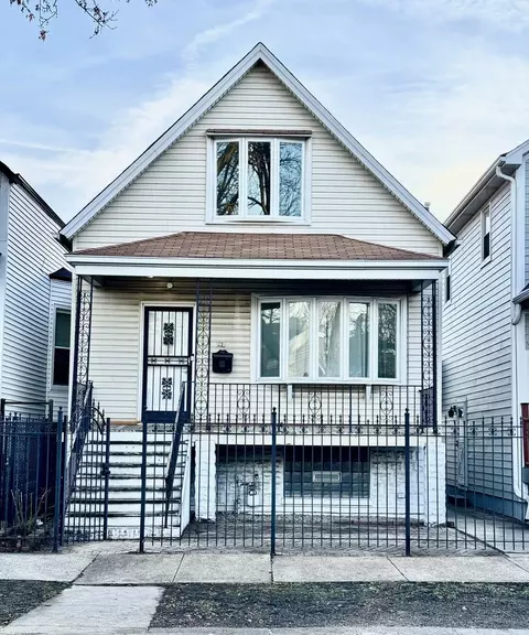 3113 N Christiana Ave, Chicago, IL 60618