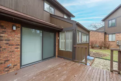 1408 Creekside Ct, Elgin, IL 60123 photo 22