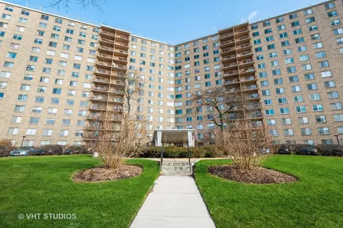 6833 N Kedzie Ave #1504, Chicago, IL 60645