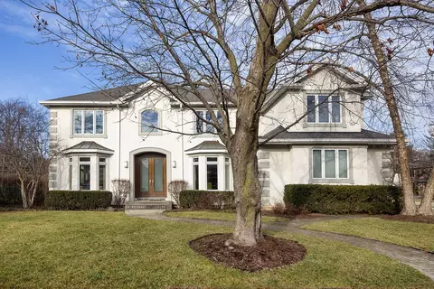 1304 Laurel Ave, Deerfield, IL 60015